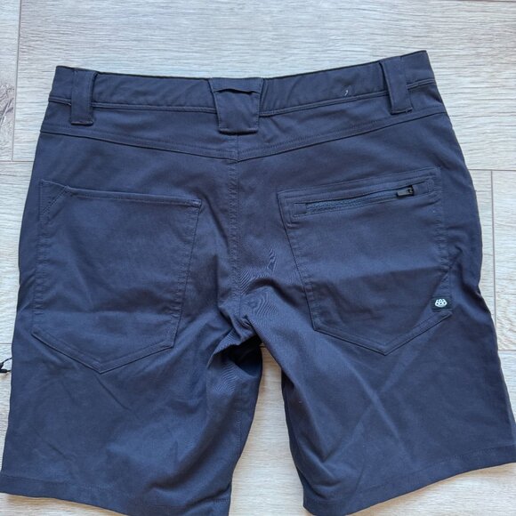 686 Men's Everywhere Hybrid Short Size 30 - Picture 2 of 3